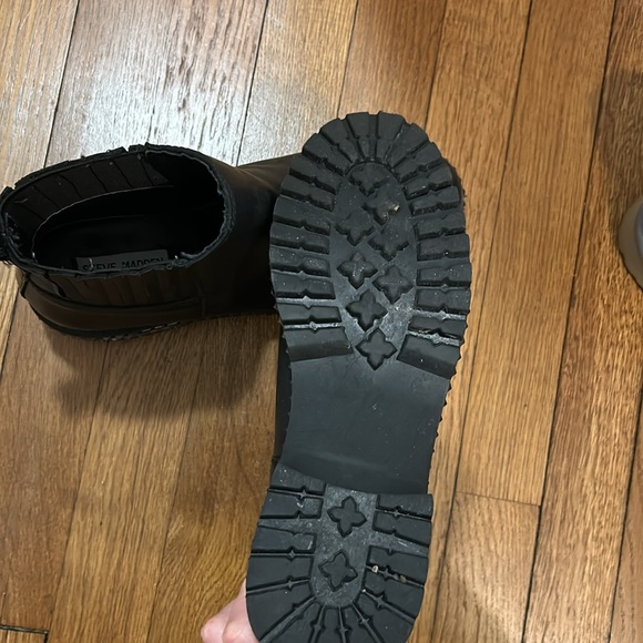 Steve Madden black studded boots size 8 - Picture 3 of 4